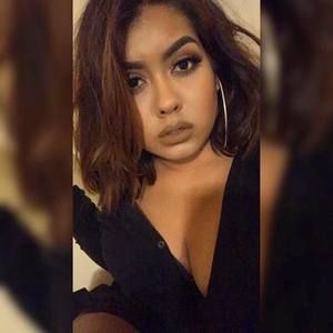 Meet your Posher, Sandy